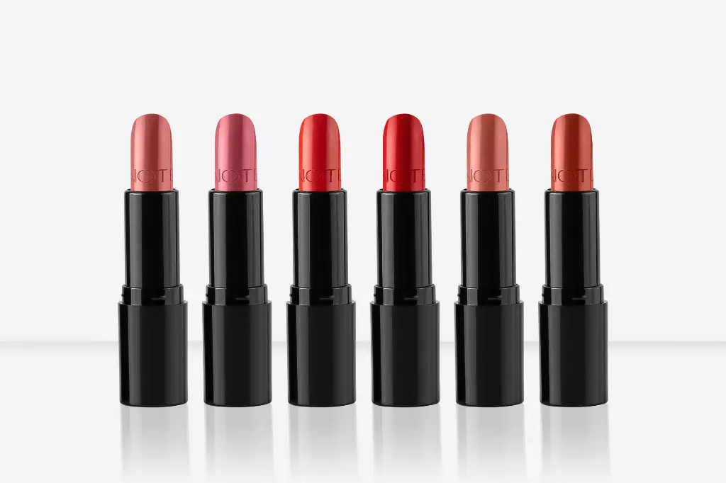 Flawless_Lipstick---1.webp